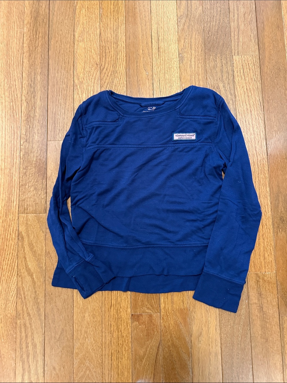 EUC Vineyard Vines Sweatshirt